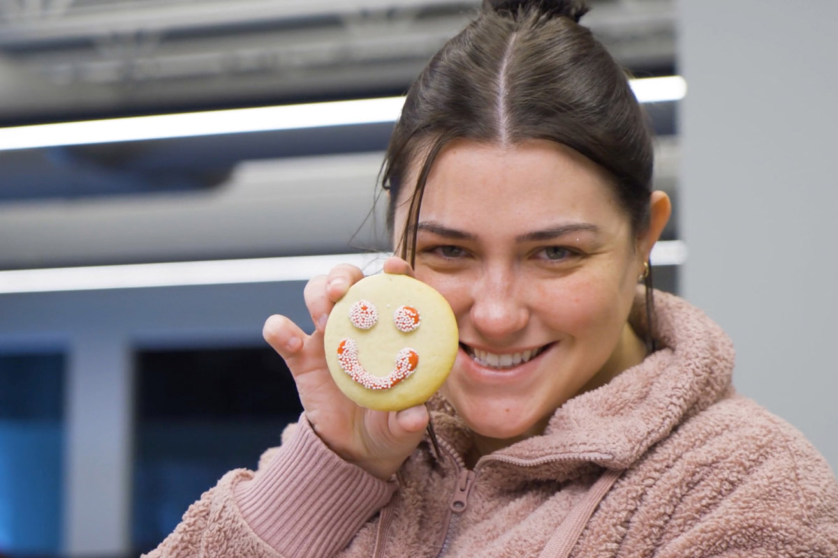 Lauren O’Donnell holding a cookie